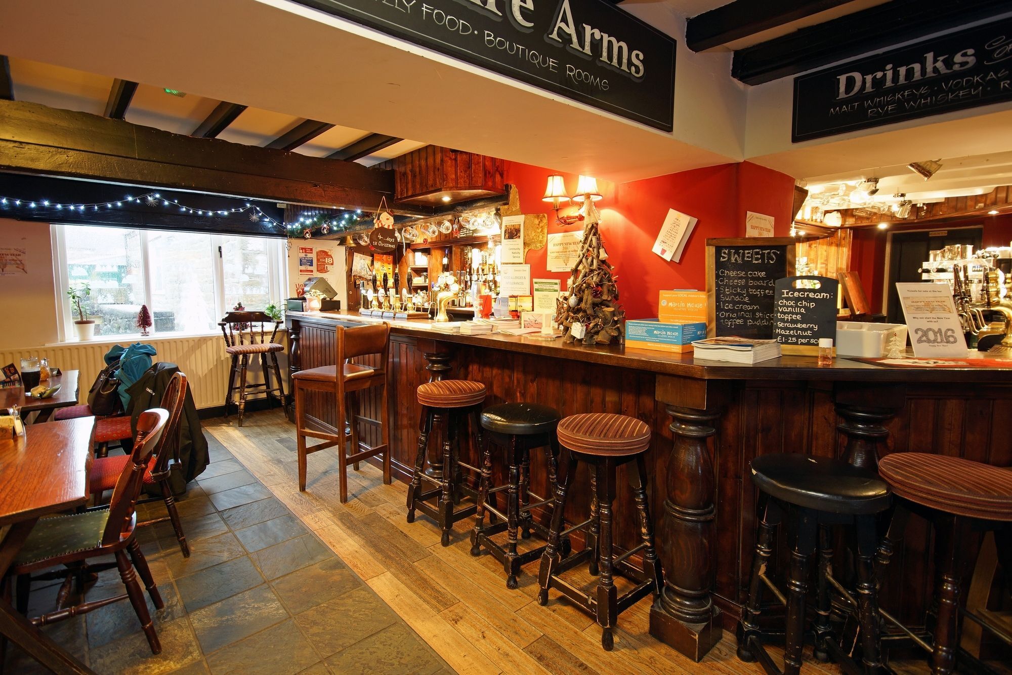 Devonshire Arms Hotel Cracoe Exterior photo